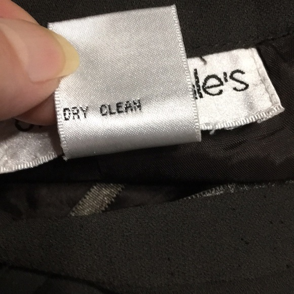 Bloomingdales blazers and pants set. S – 10, black. - Picture 9 of 11